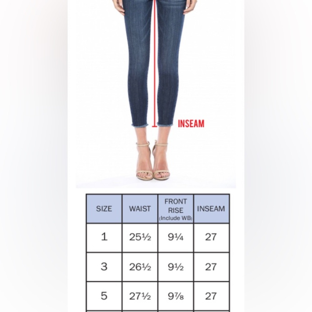 NWT Light Wash Jeans - Picture 7 of 7
